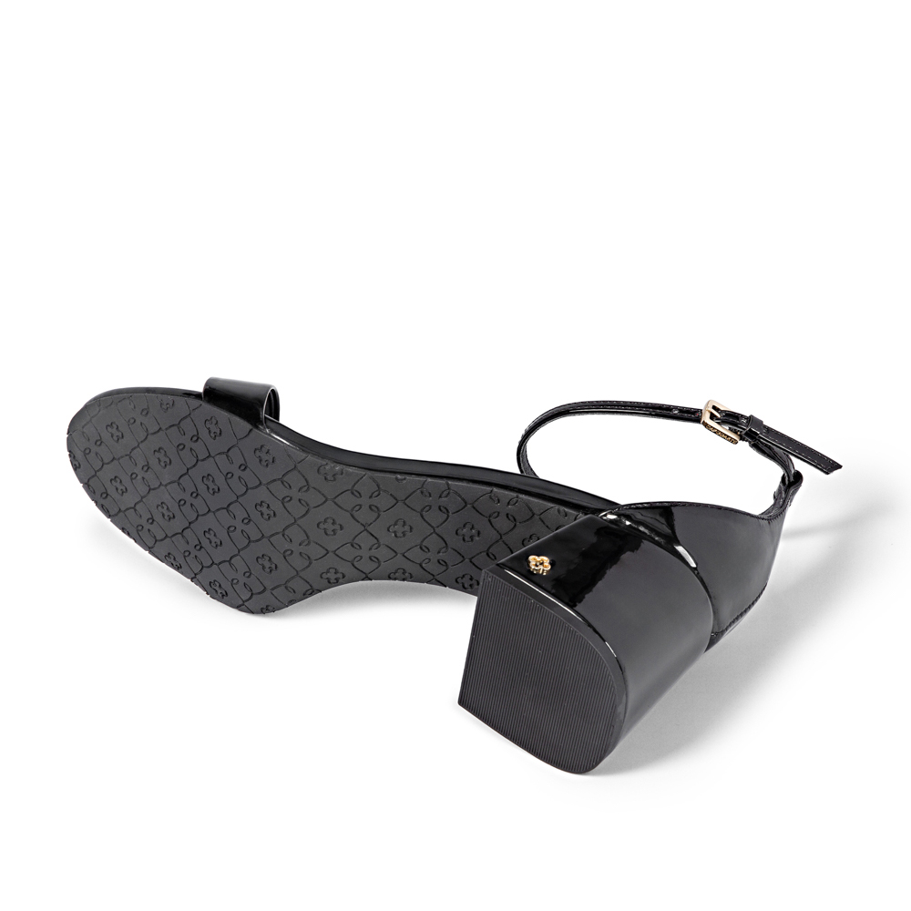 SAND&Aacute;LIA SALTO BLOCO PRETA TIRA VERNIZ image number 3