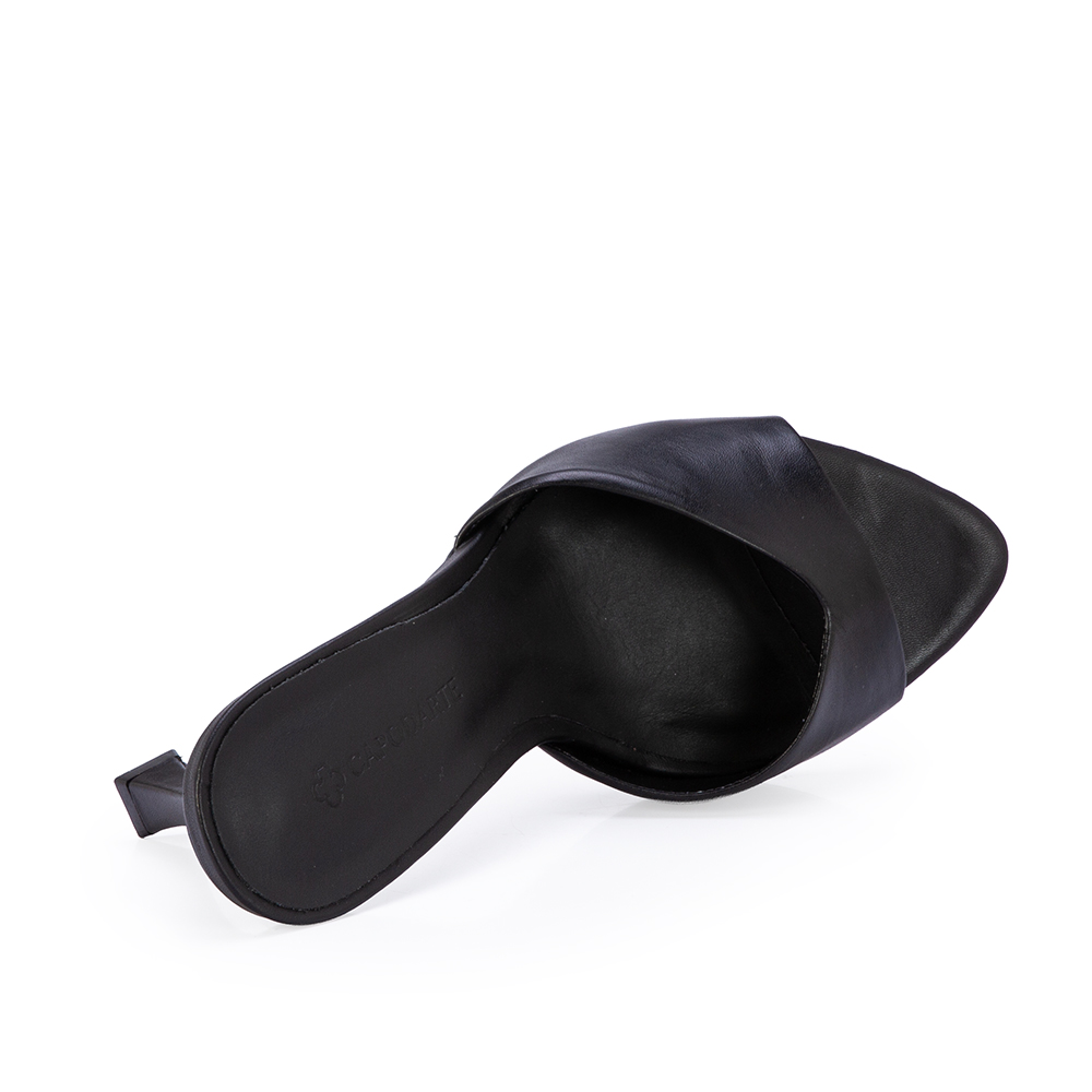 MULE SALTO ALTO PRETA DE COURO image number 4