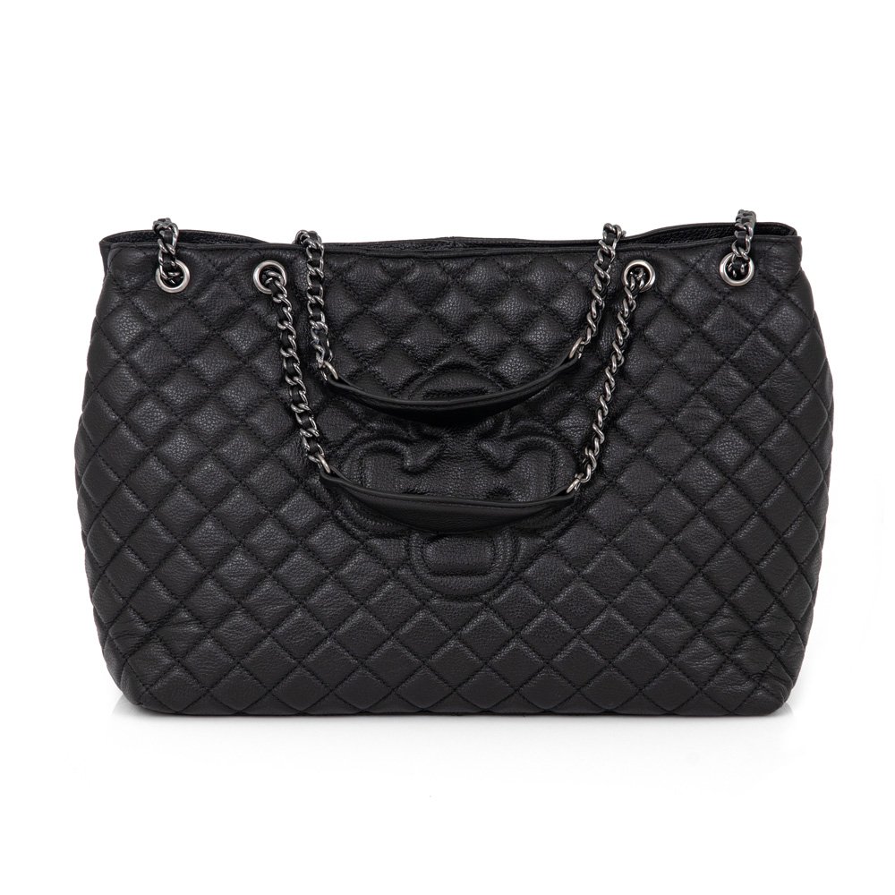 BOLSA GRANDE PRETA DE COURO MATELASSÊ CARINA image number 2