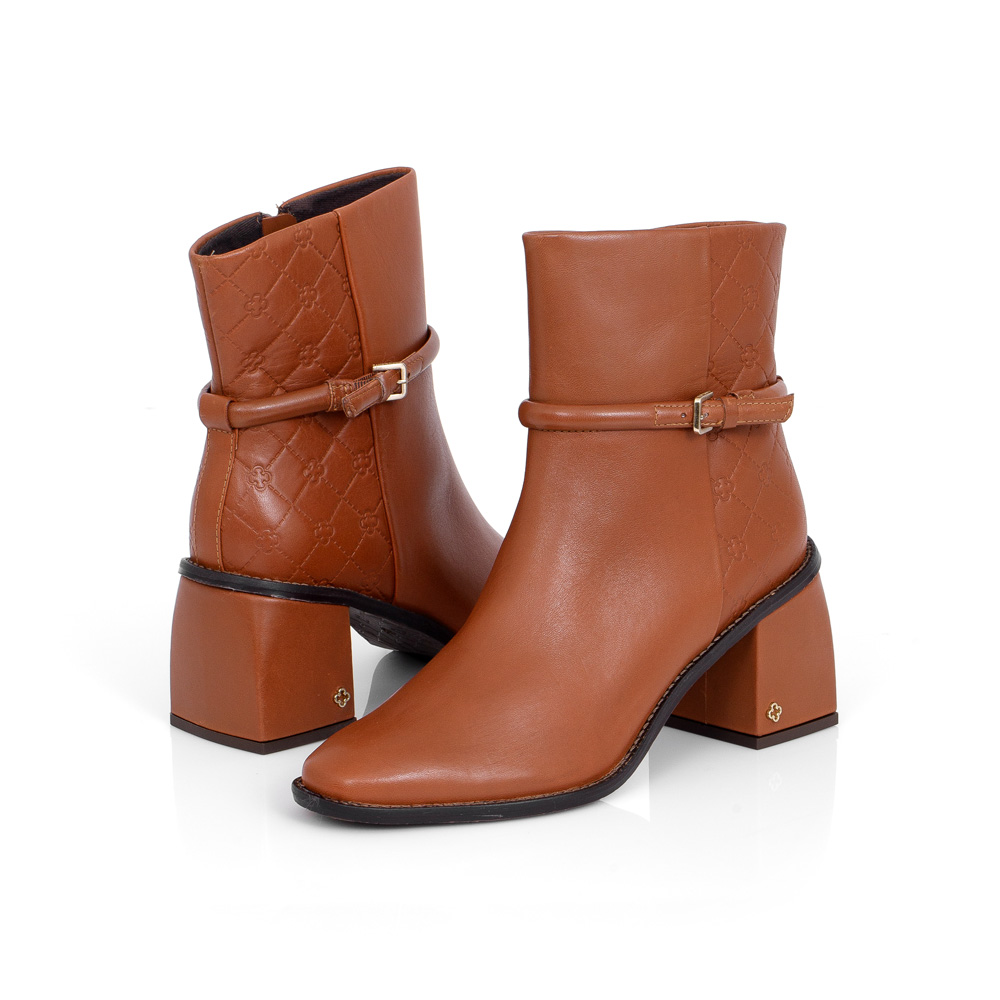 BOTA SALTO BLOCO DE COURO CARAMELO CAMEL MONOGRAMA image number 4