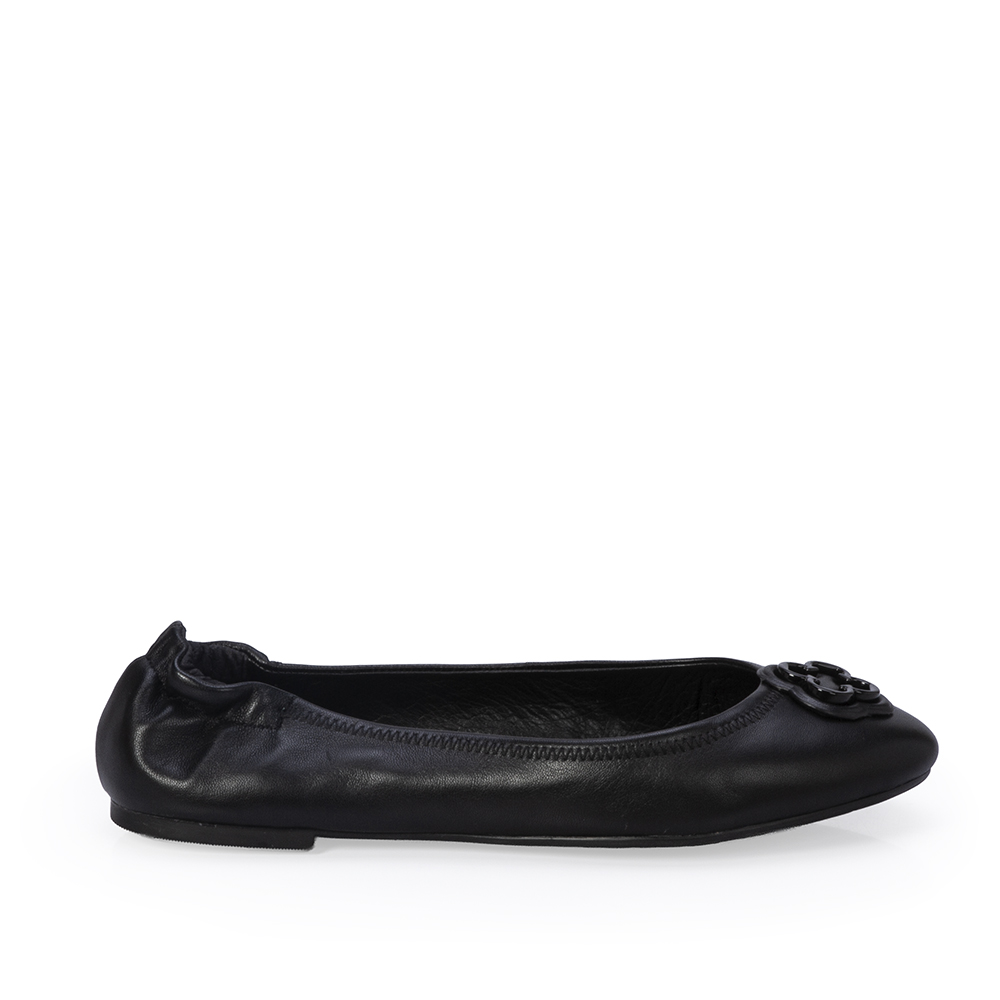SAPATILHA CATHERINE BAILARINA PRETA COURO BICO REDONDO image number 0