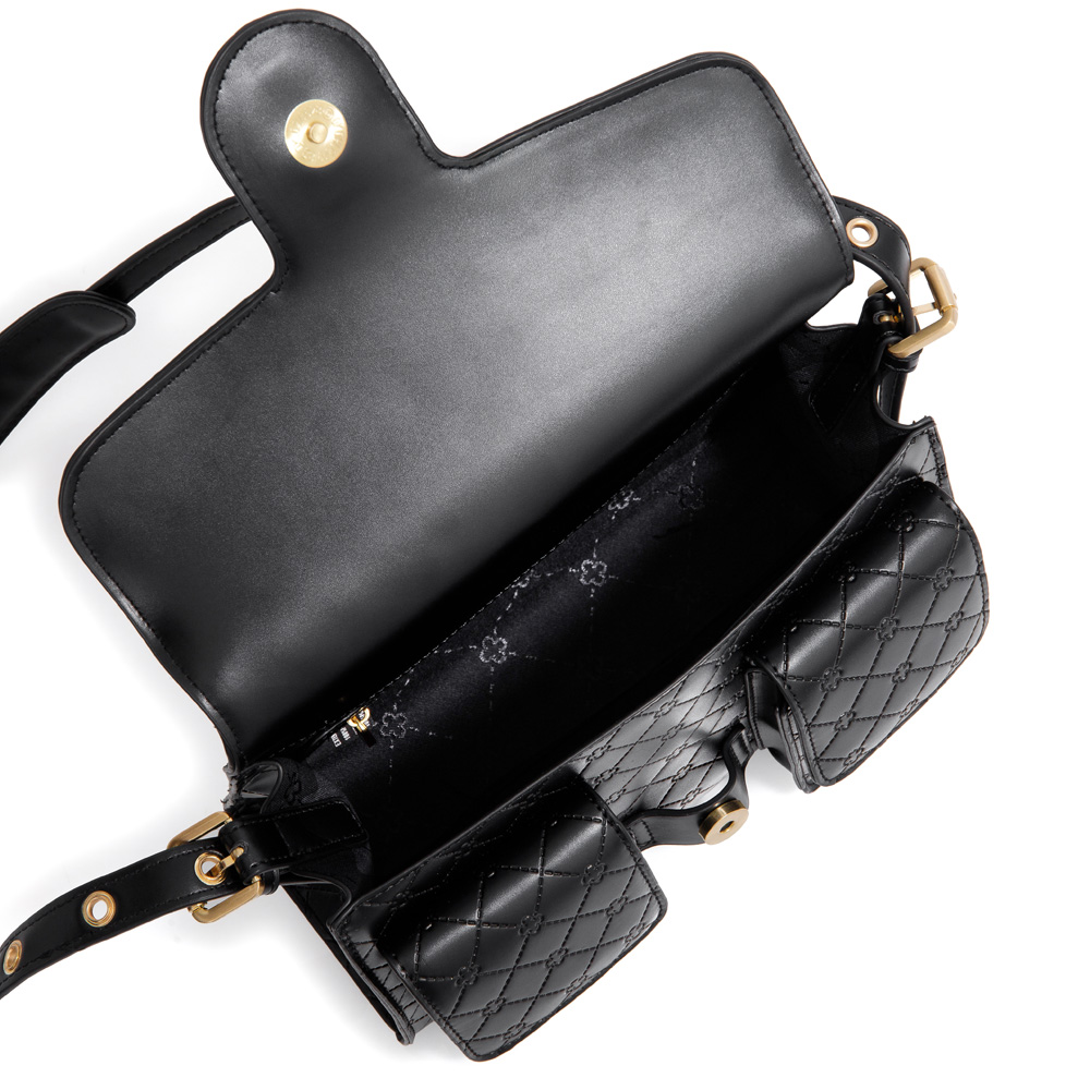BOLSA PRETA MONOGRAMA SHOULDER BAG image number 4