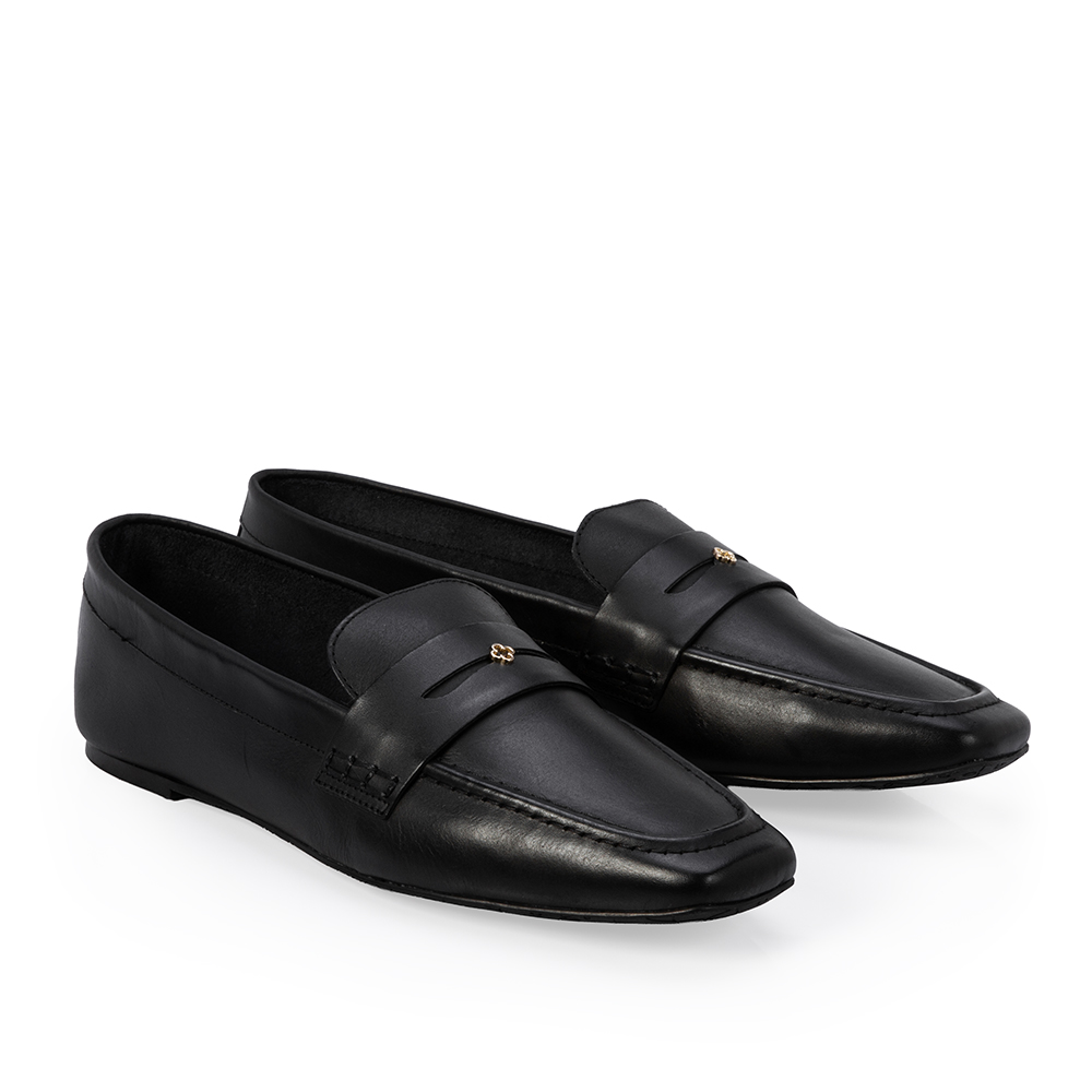 LOAFER MOCASSIM PRETO DE COURO BICO QUADRADO image number 1