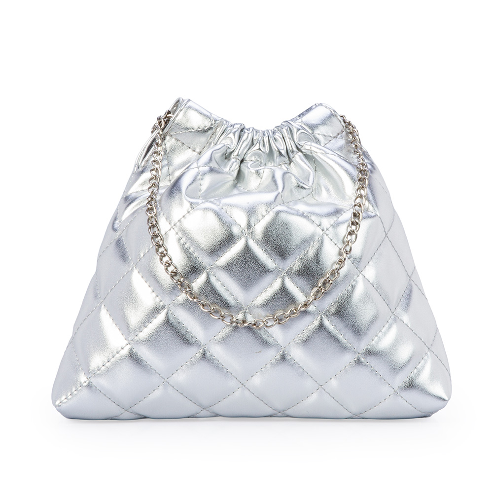 BOLSA INFANTIL PRATEADA MATELASS&Ecirc; HOBO image number 2
