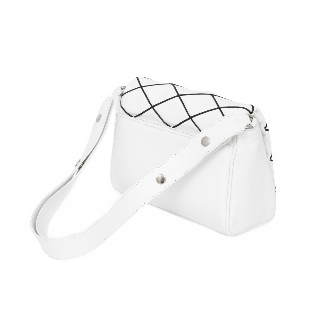 BOLSA BRANCA E PRETA DE COURO SHOULDER BAG image number 2