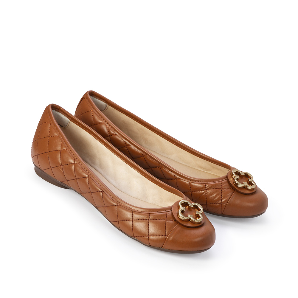 SAPATILHA CATHERINE COURO CARAMELO MATELASS&Ecirc; image number 1