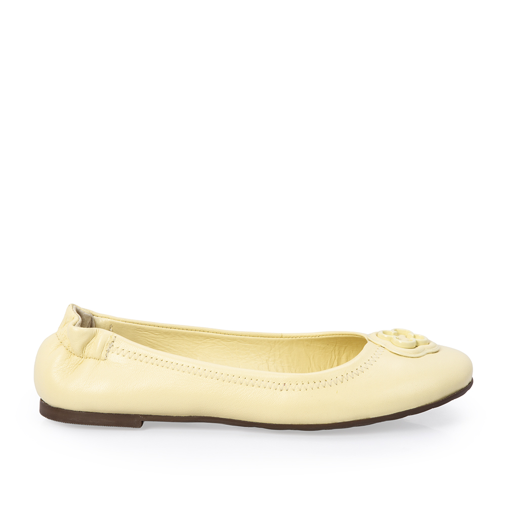 SAPATILHA INFANTIL DE COURO CREME image number 0