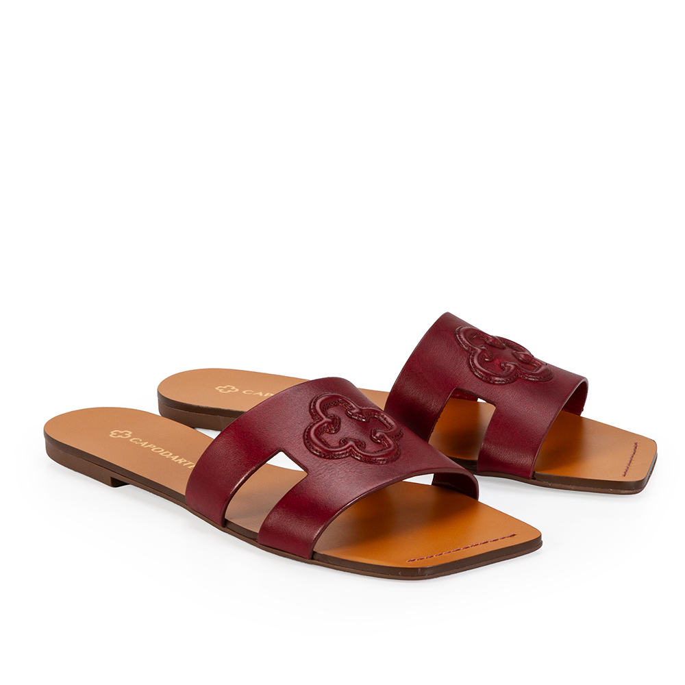 CHINELO BICO QUADRADO COURO AMARONE image number 1