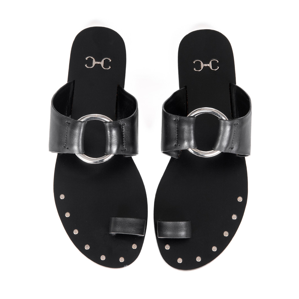 CHINELO PRETO RASTEIRO DE COURO ARGOLA image number 4