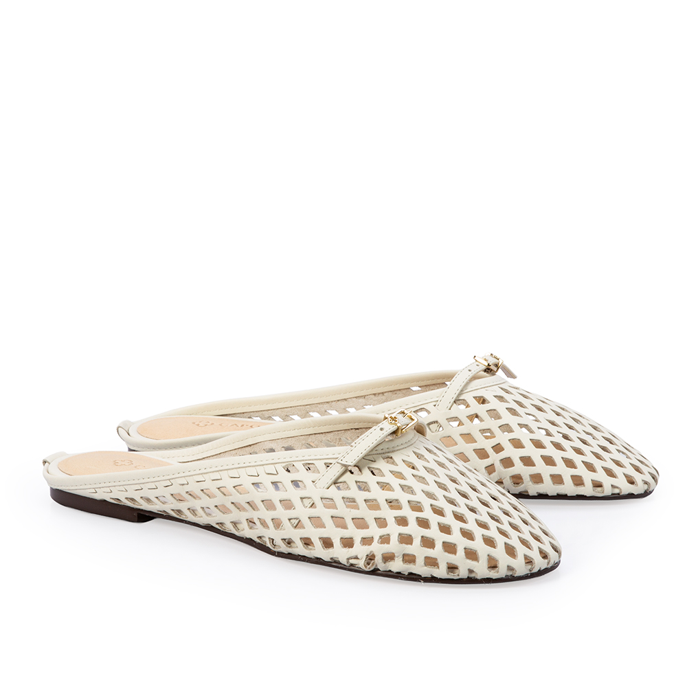 MULE BRANCA DUNA DE COURO VAZADO image number 1