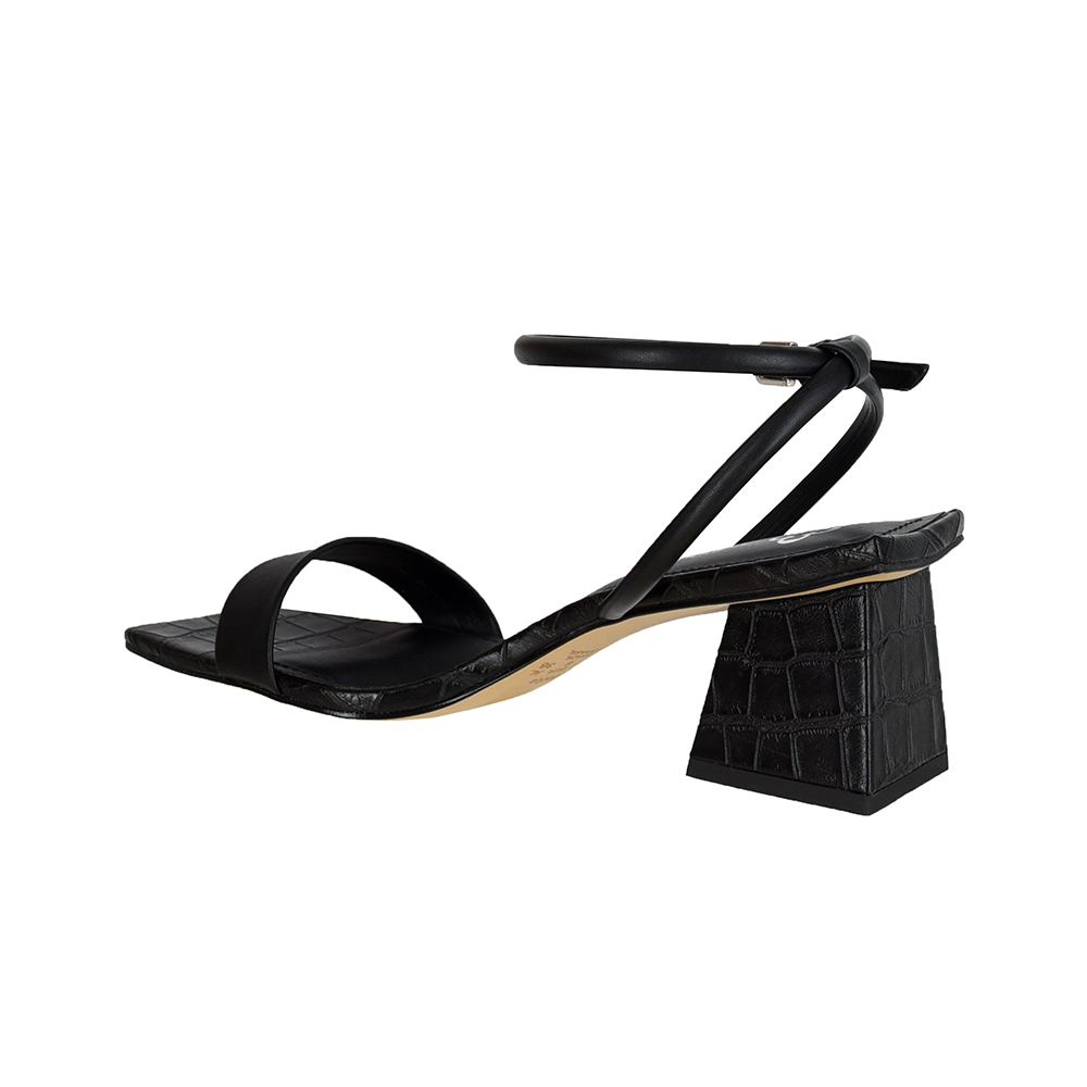 SANDÁLIA BICO QUADRADO PRETA image number 2