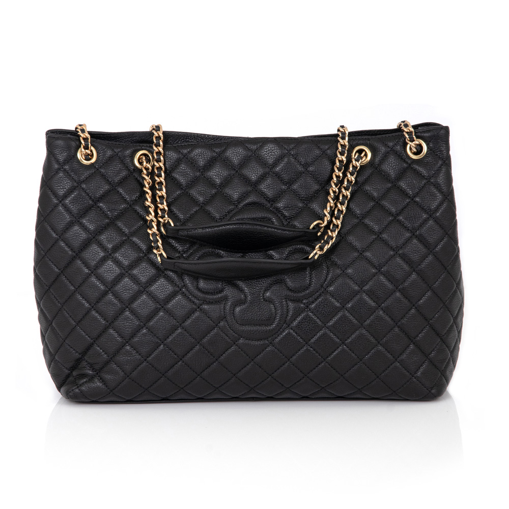 BOLSA GRANDE PRETA DE COURO CORRENTE DOURADA CARINA image number 2