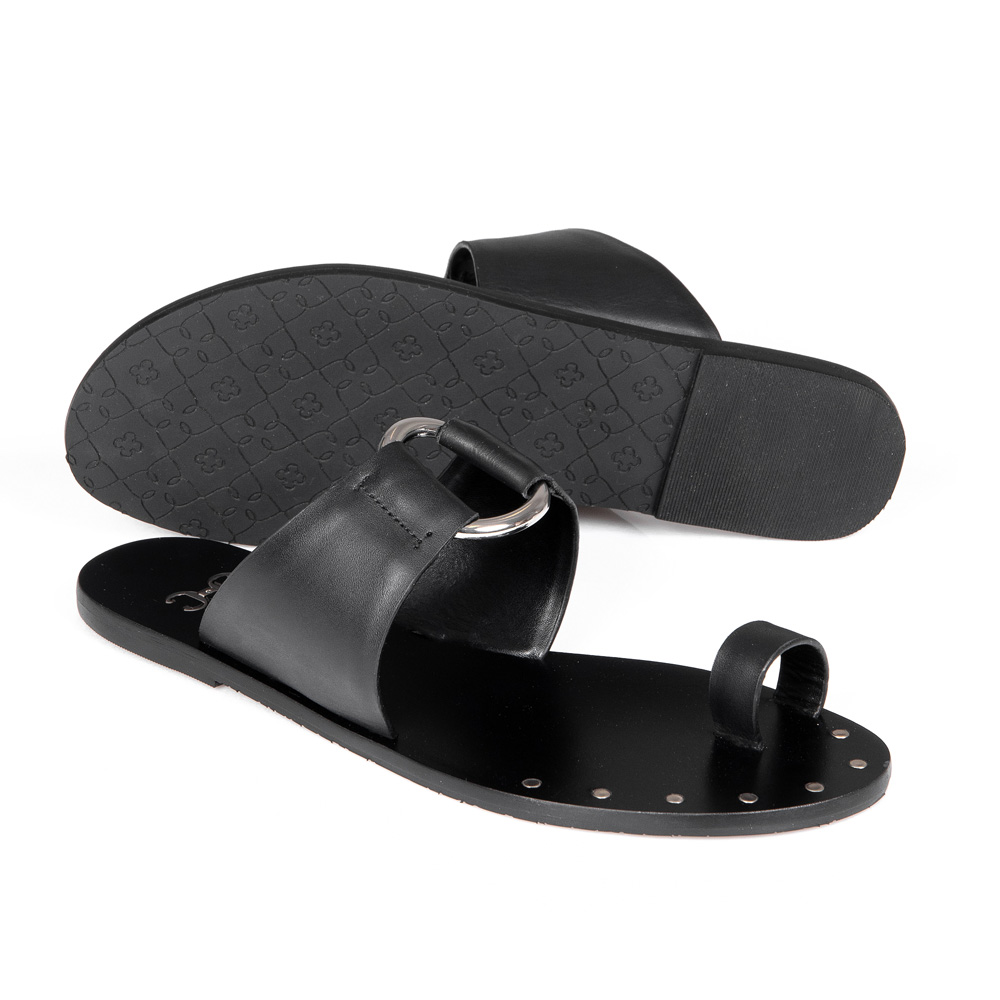 CHINELO PRETO RASTEIRO DE COURO ARGOLA image number 3