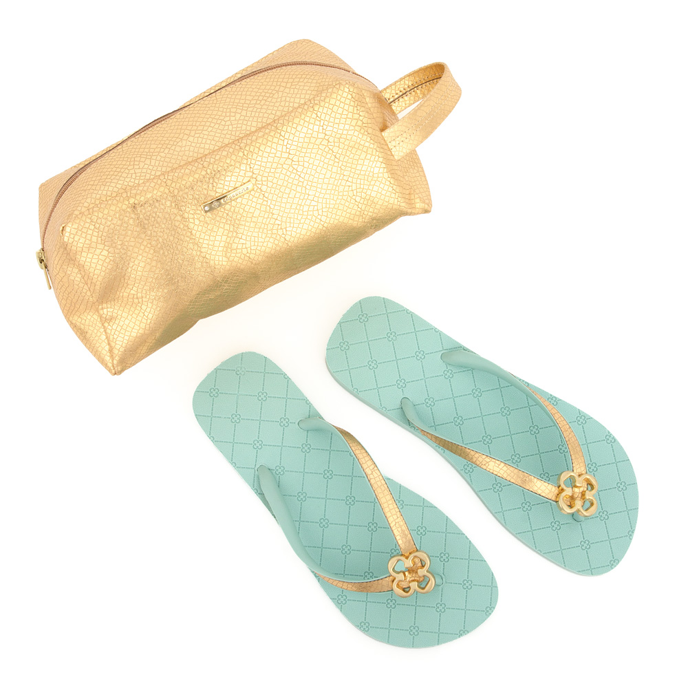 KIT CHINELO ACQUA MONOGRAMA + NECESSAIRE DOURADA image number 1