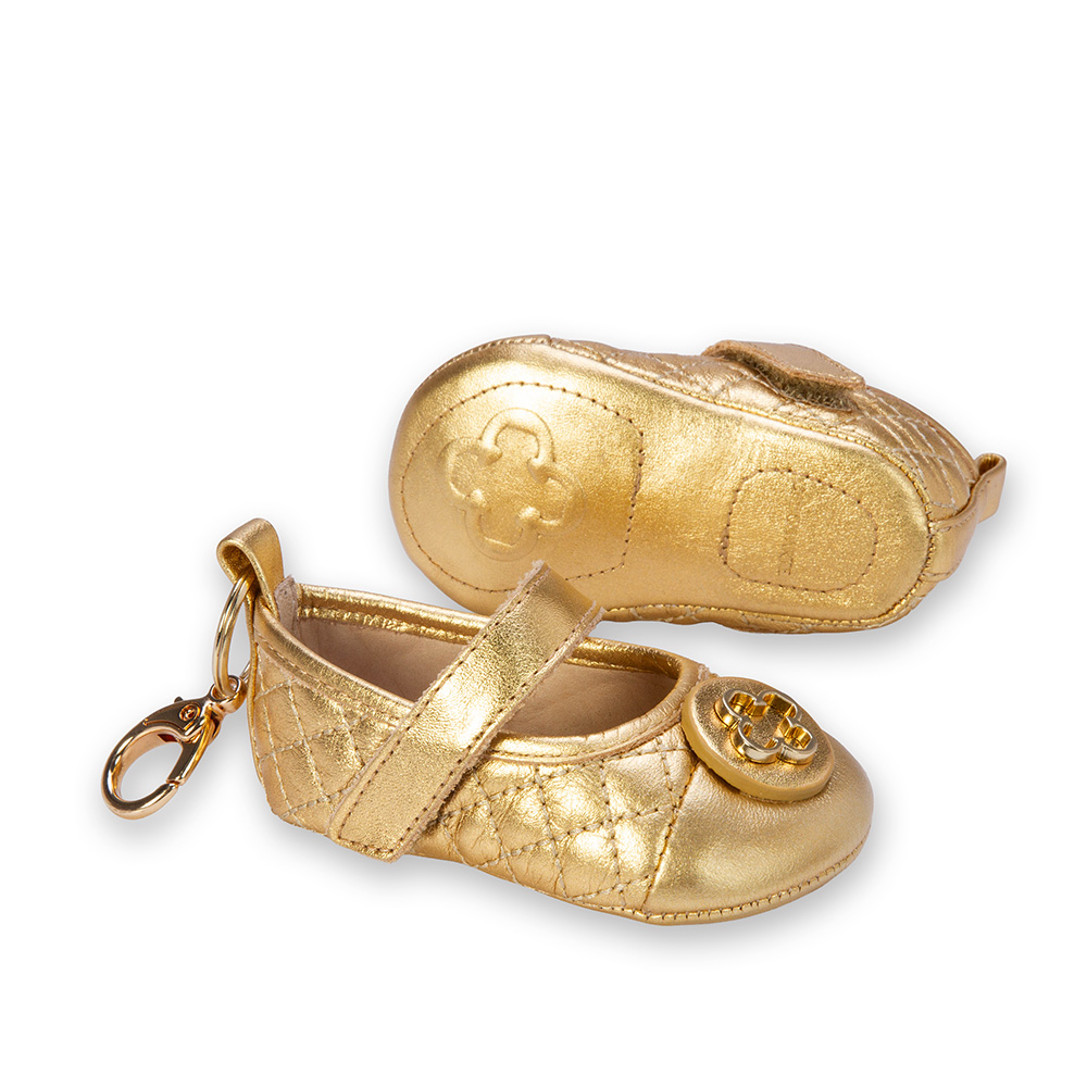 SAPATILHA RN DOURADA DE COURO MATELASSÊ COM VELCRO image number 3