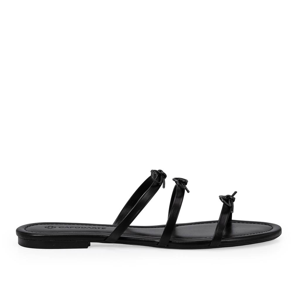 CHINELO RASTEIRO COURO PRETO COM LA&Ccedil;OS image number 0