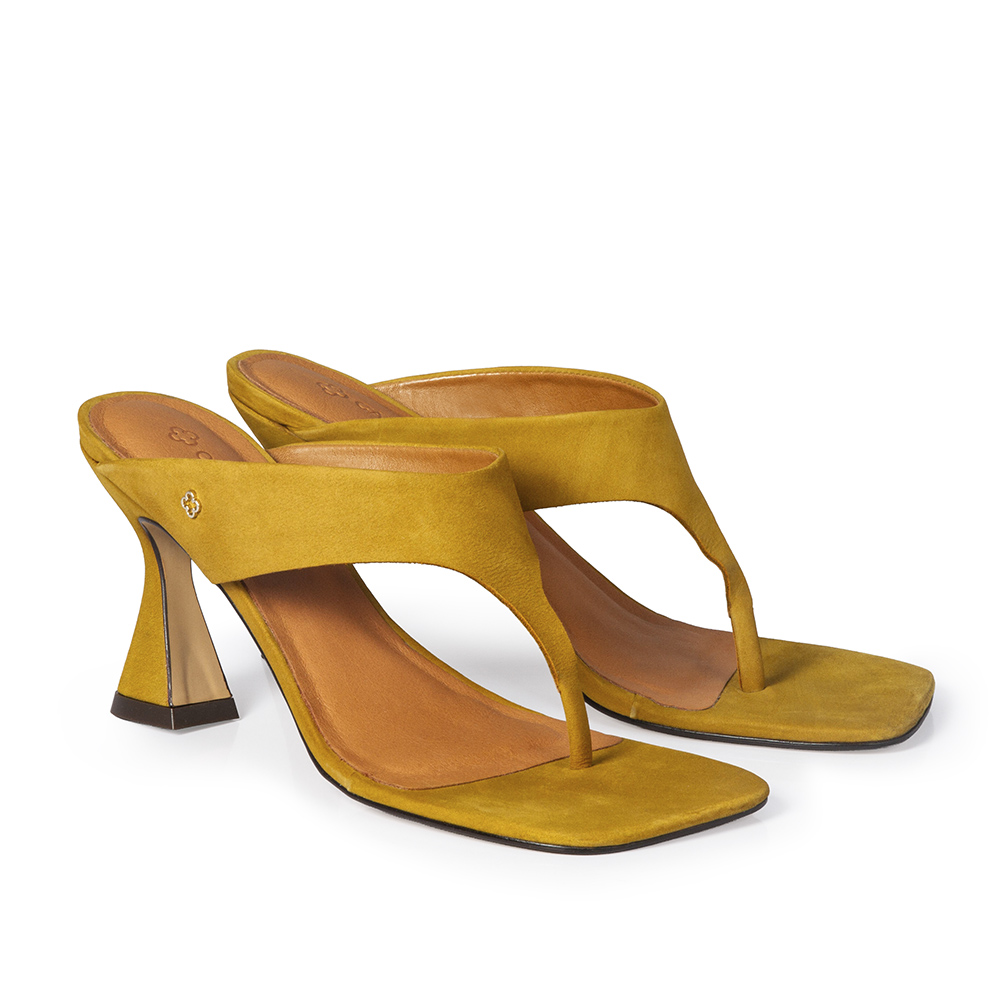 MULE DE COURO SALTO ALTO AMARELO image number 1