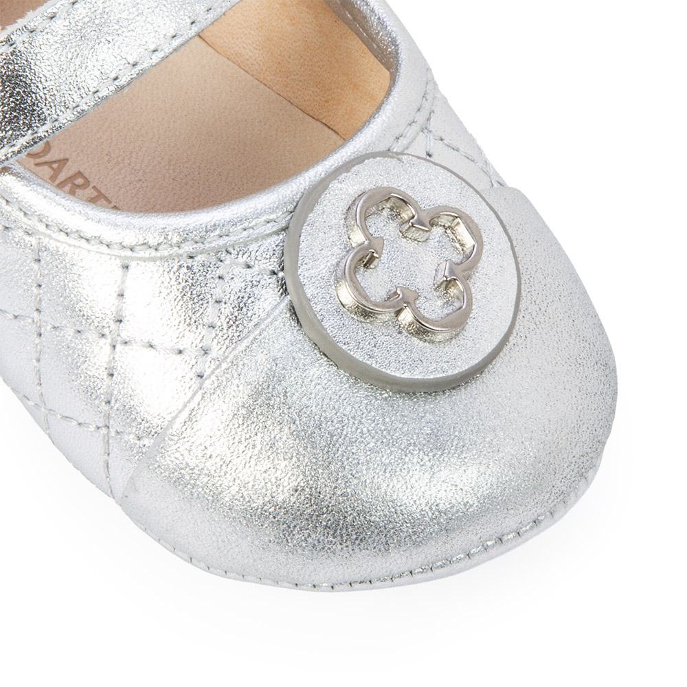 SAPATILHA BEB&Ecirc; RN DE COURO PRATA CATHERINE image number 2