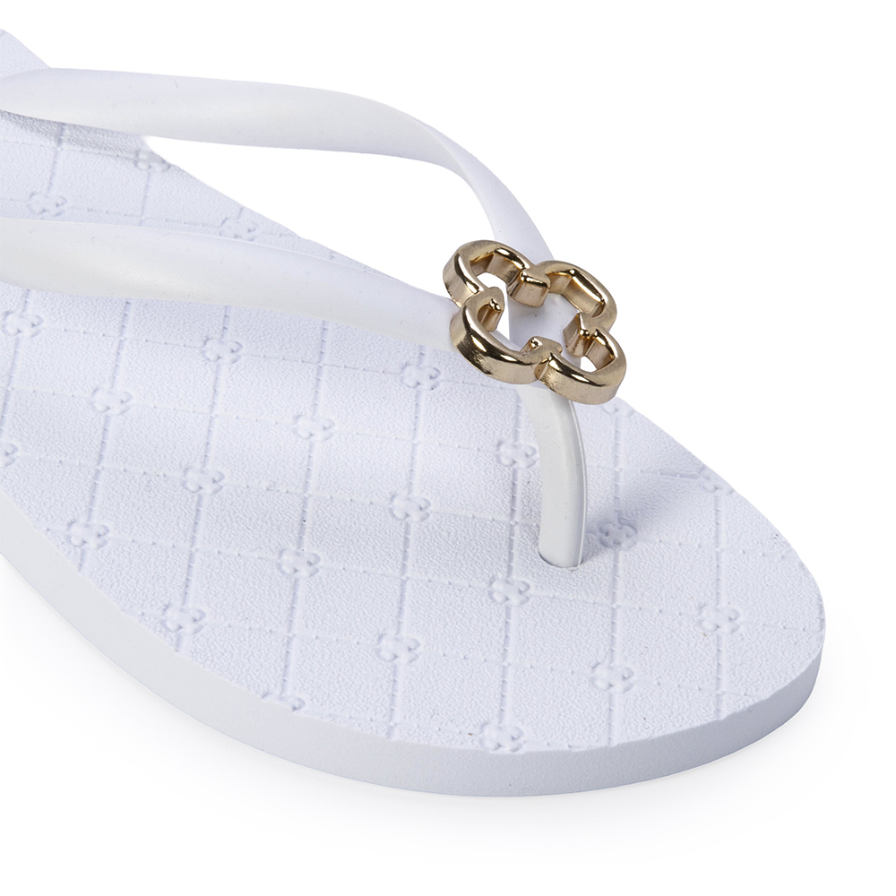 CHINELO DE DEDO BRANCO MONOGRAMA LOGO DOURADO image number 2