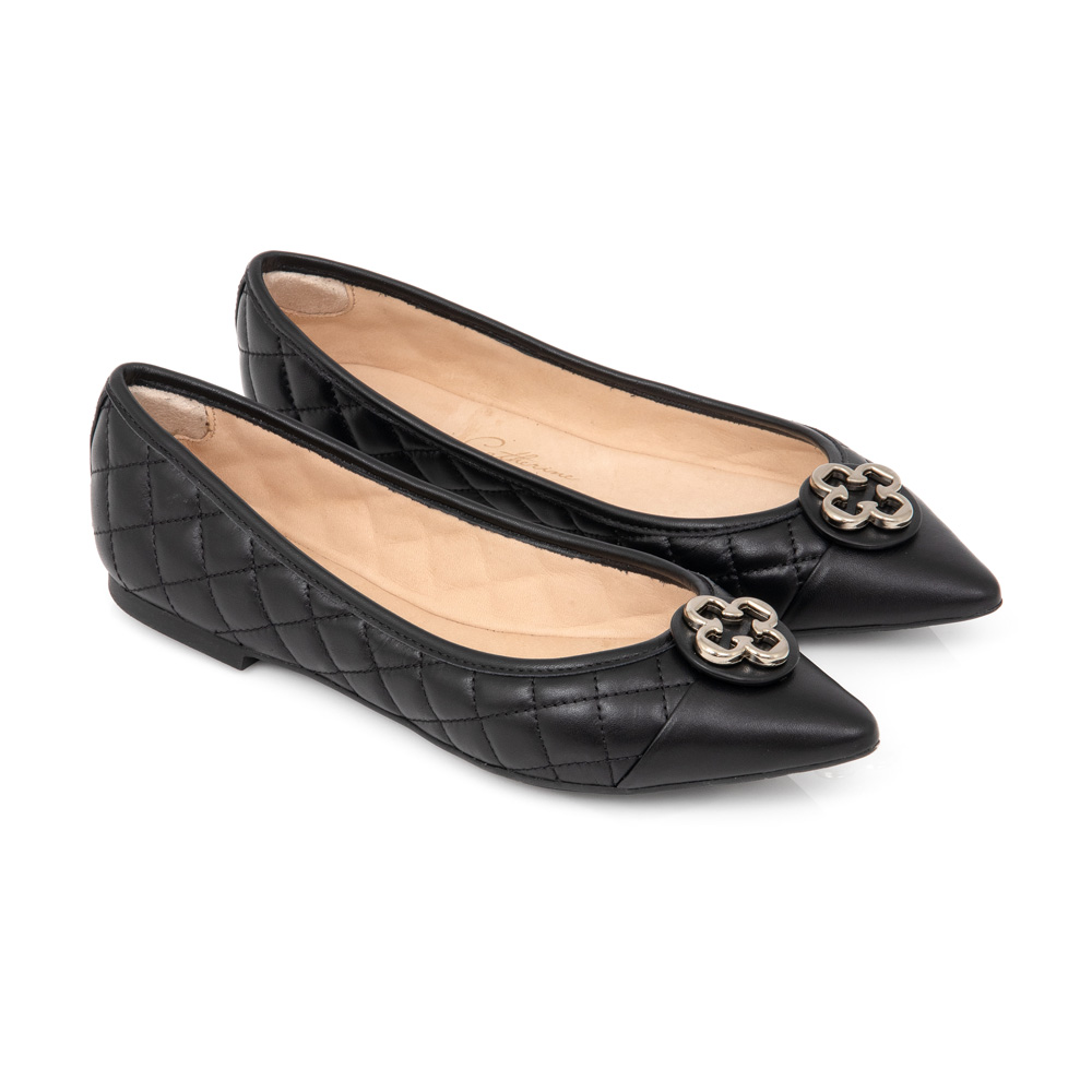 SAPATILHA CATHERINE BICO FINO DE COURO PRETA image number 1