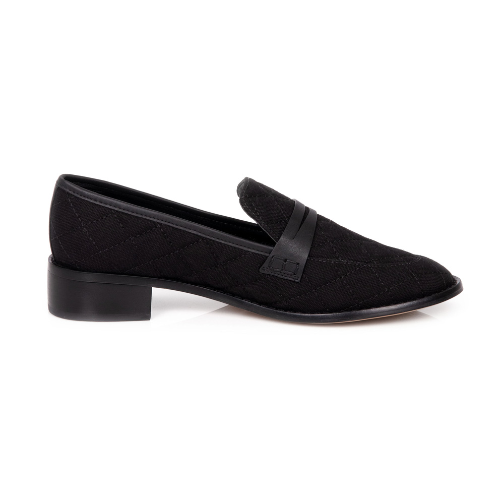 LOAFER MOCASSIM PRETO MATELASSÊ image number 0