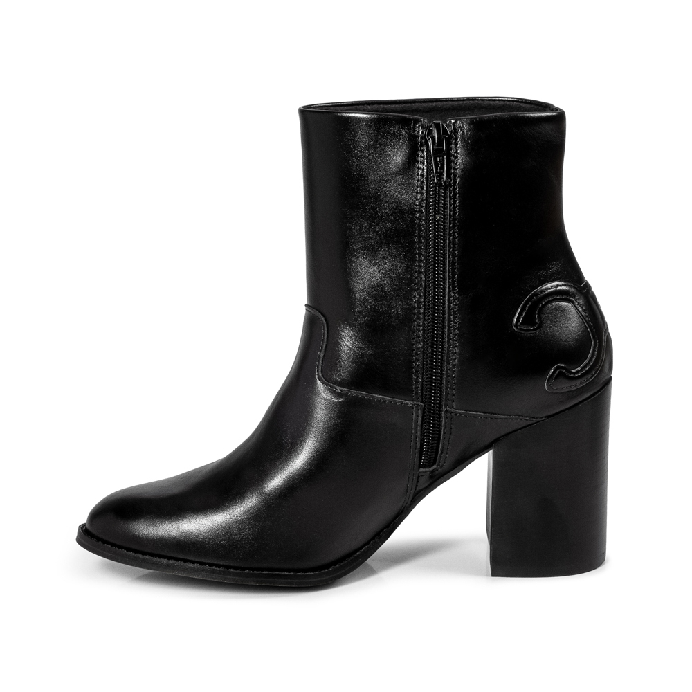 BOTA CANO CURTO PRETA DE COURO image number 2