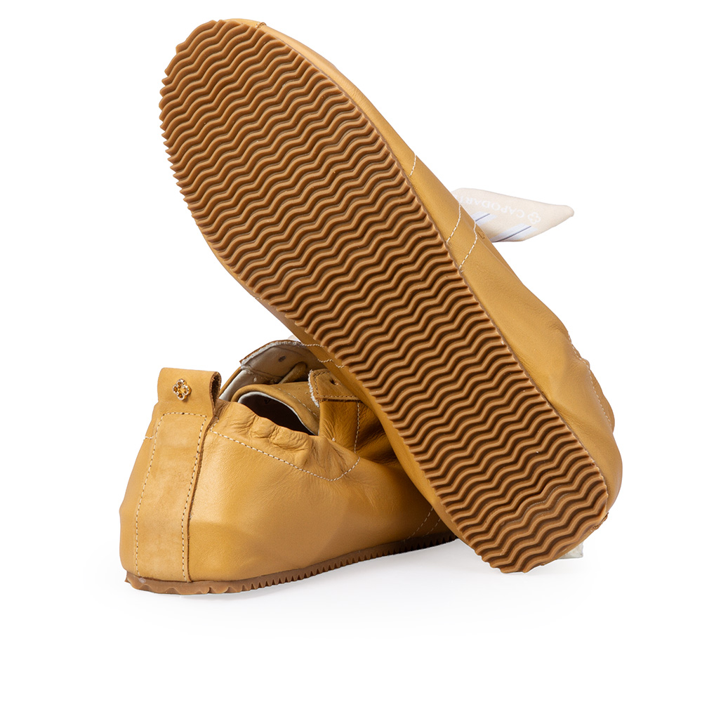 T&Ecirc;NIS FEMININO BEGE SAVANA COURO BALLERINA SNEAKERS + LEN&Ccedil;O image number 3