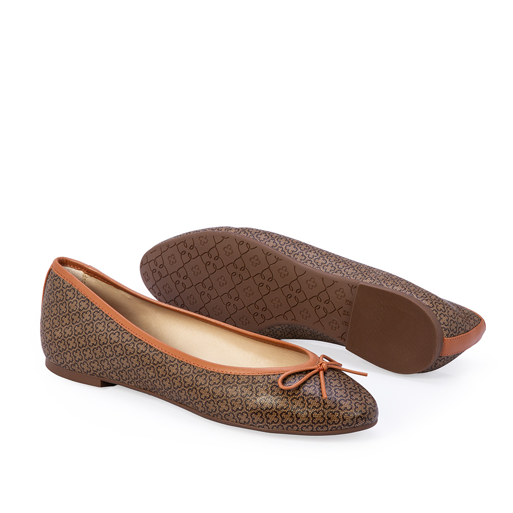 SAPATILHA MONOGRAMA CARAMELO LA&Ccedil;O BICO REDONDO image number 3