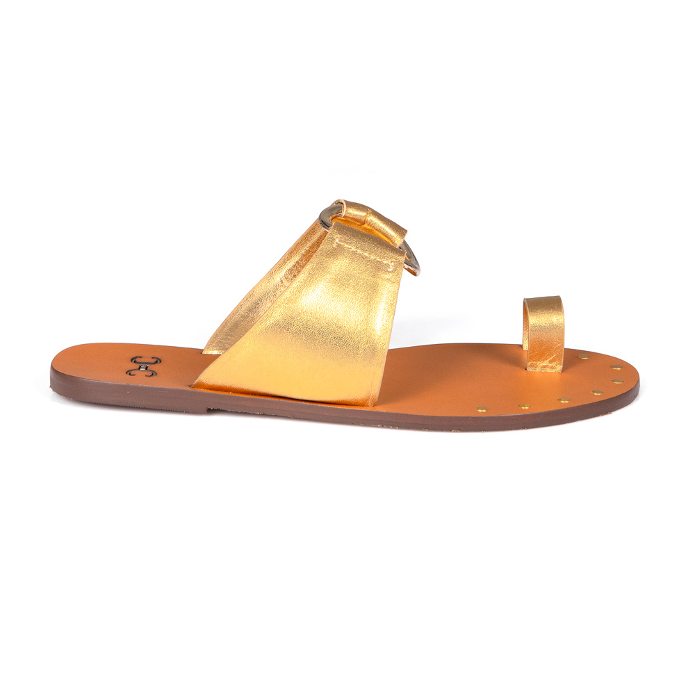 CHINELO RASTEIRO DOURADO METALIZADO DE COURO ARGOLA image number 0