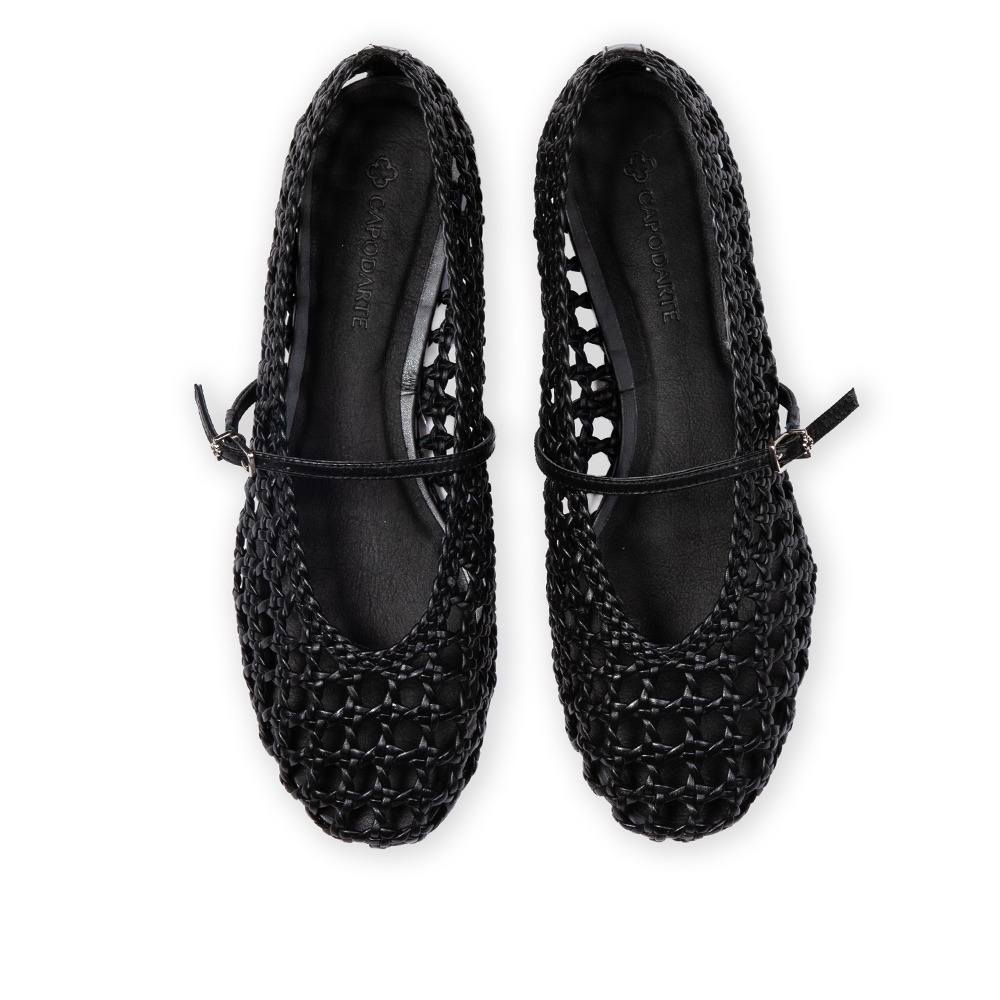 SAPATILHA PRETA COURO TRAMADO TIRA FIVELA image number 4