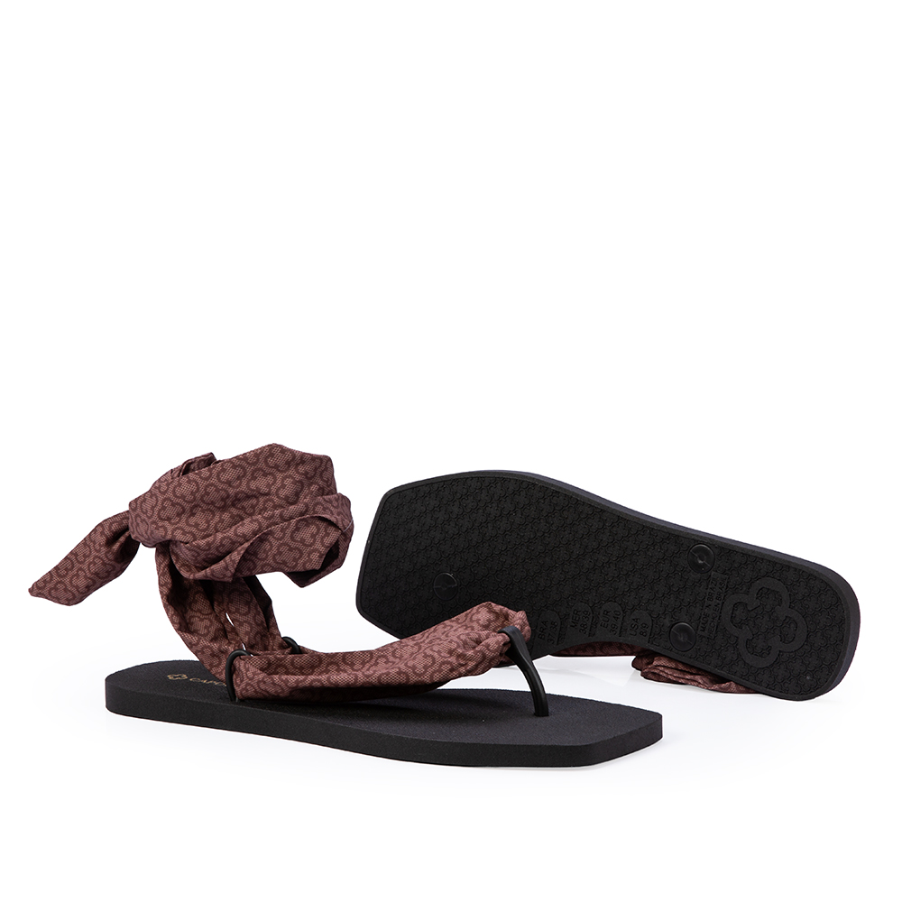 CHINELO PRETO COM LEN&Ccedil;O DE AMARRA&Ccedil;&Atilde;O MONOGRAMA image number 3