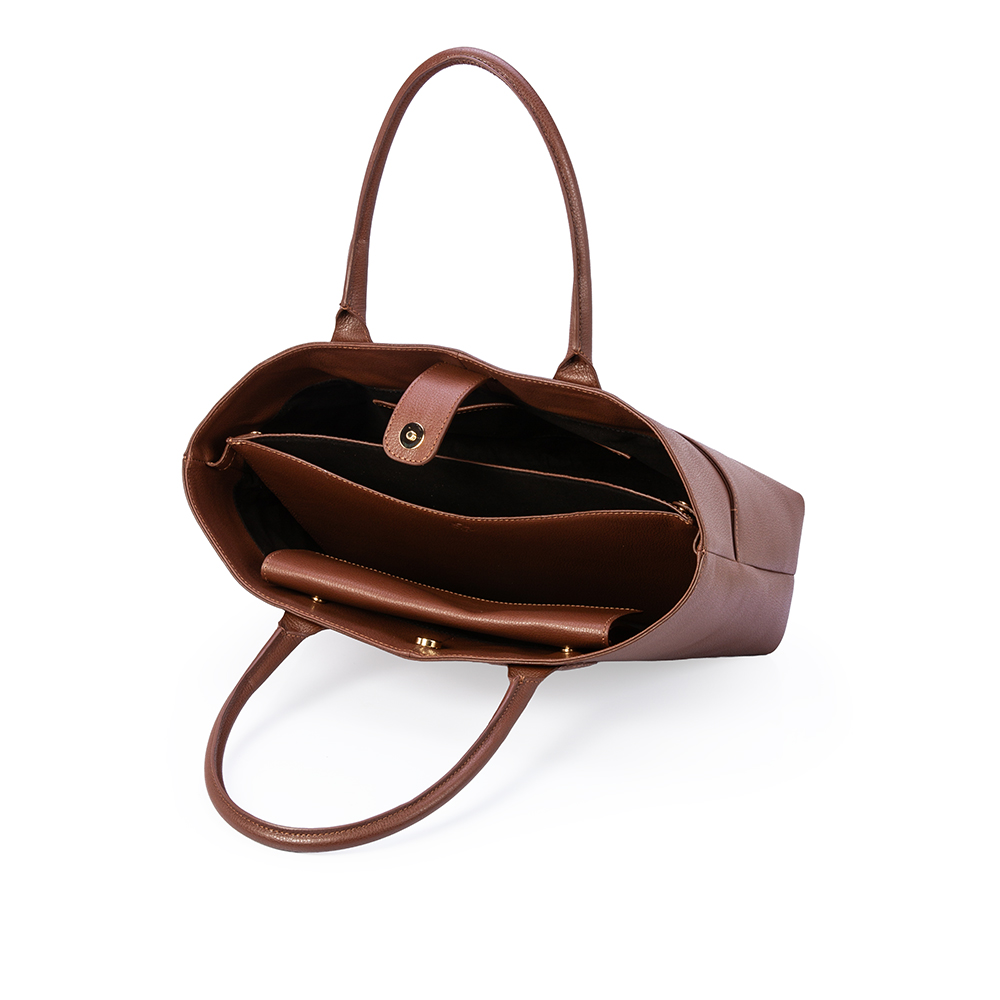 BOLSA MARROM DE COURO + PORTA NOTEBOOK 13 POLEGADAS image number 4