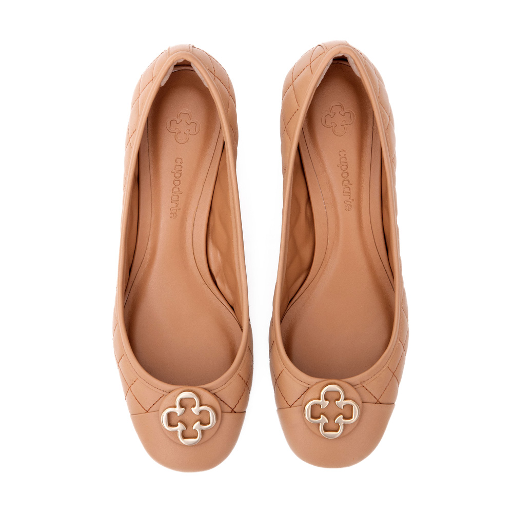 SCARPIN BICO REDONDO BEGE COURO MATELASS&Ecirc; image number 4