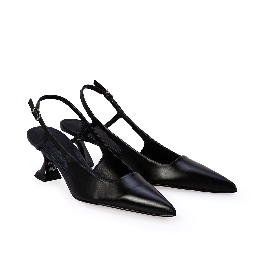 SCARPIN SLINGBACK PRETO DE COURO image number 1