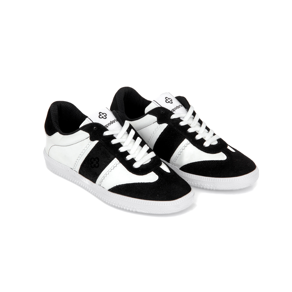 TÊNIS FEMININO PRETO E BRANCO SOLA BRANCA image number 1