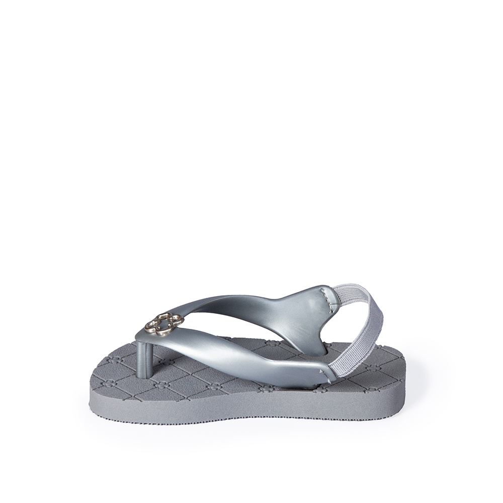 CHINELO BEBÊ PRATA MONOGRAMA COM ELÁSTICO image number 2