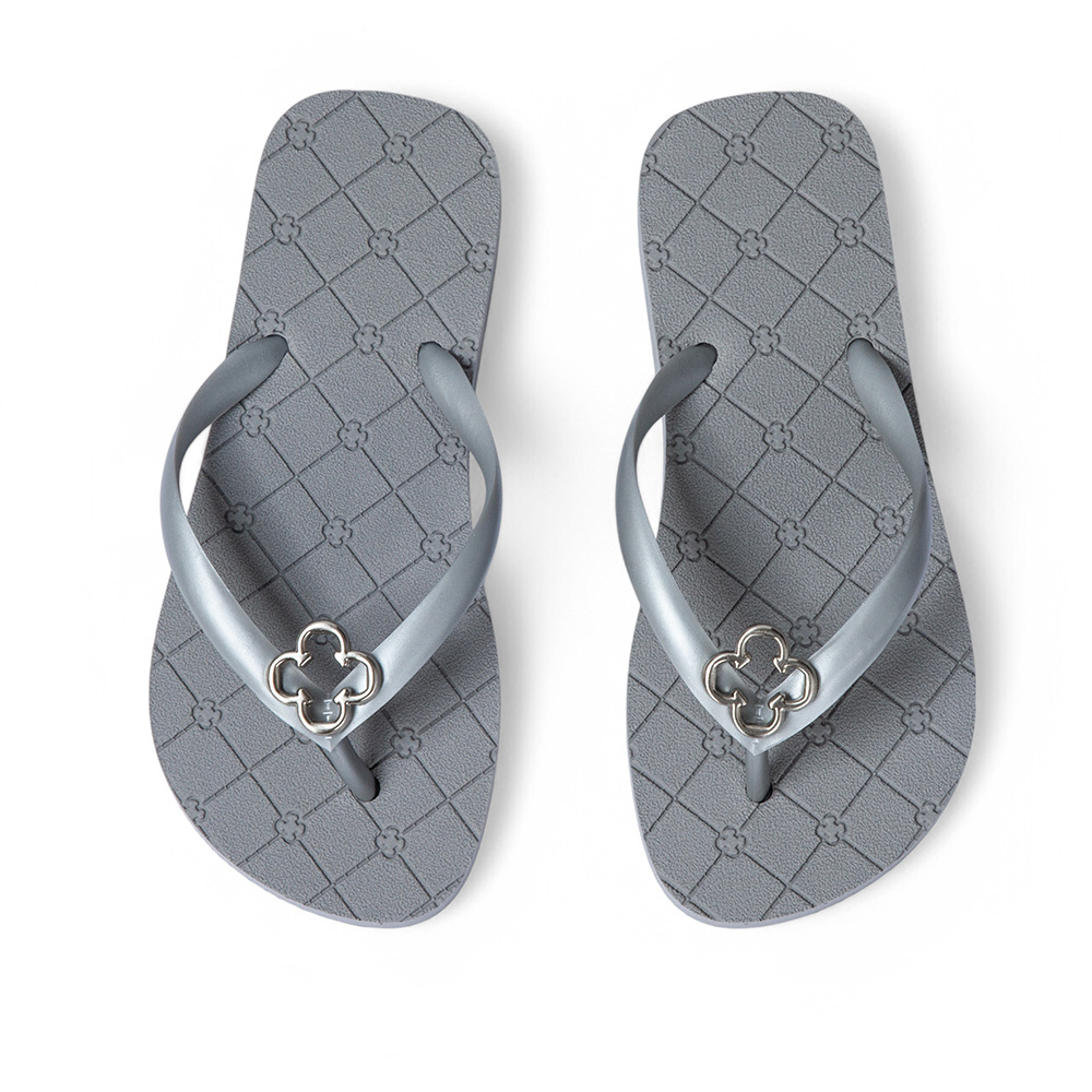 CHINELO INFANTIL PRATA MONOGRAMA image number 4