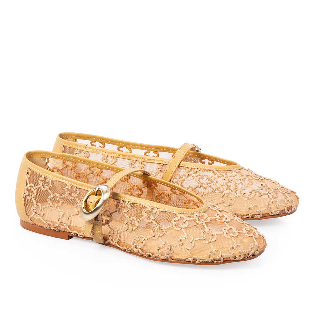 SAPATILHA TELA BEGE SAVANA BORDADO MONOGRAMA image number 1