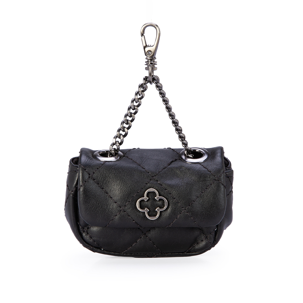 CHAVEIRO MINI BOLSA PRETA COURO MATELASS&Ecirc; BAG CHARM image number 0