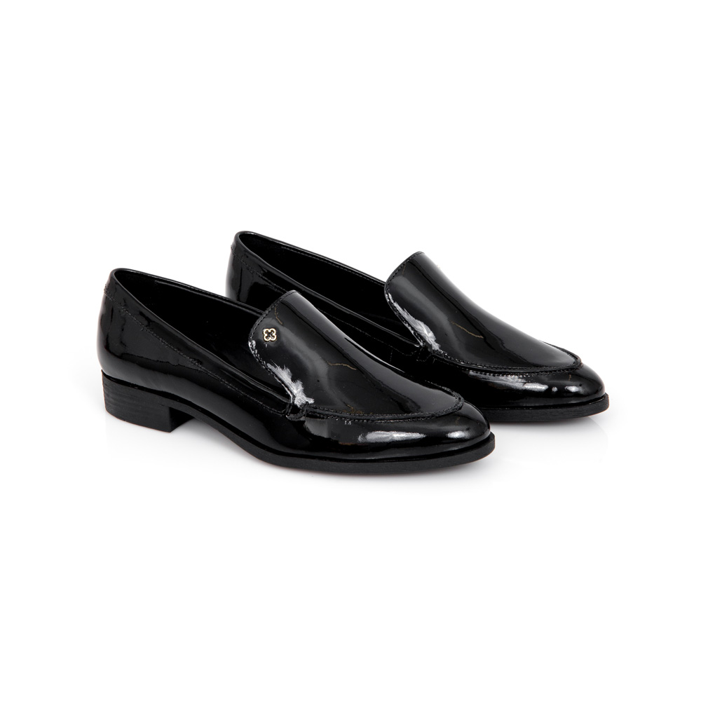 LOAFER MOCASSIM PRETO DE COURO VERNIZ image number 1