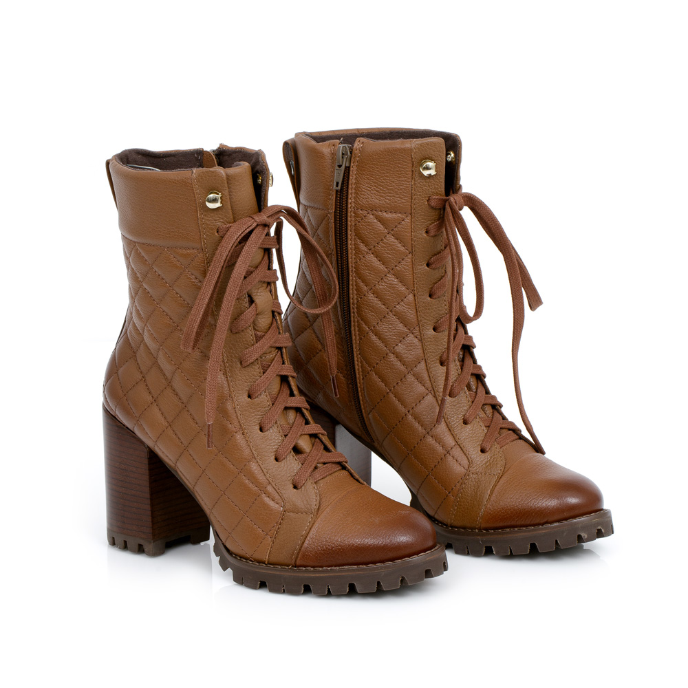 BOTA MARROM SALTO BLOCO DE COURO MATELASSÊ image number 1