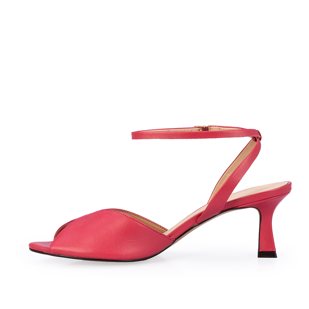 SAND&Aacute;LIA ROSA MAGN&Oacute;LIA SALTO BAIXO DE COURO image number 2