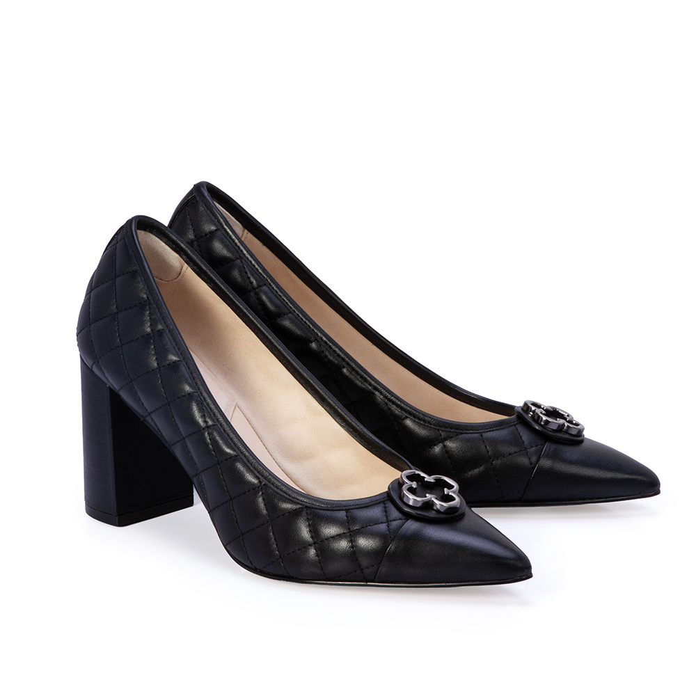 SCARPIN SALTO ALTO PRETO DE COURO SATINATO MATELASS&Ecirc; image number 1