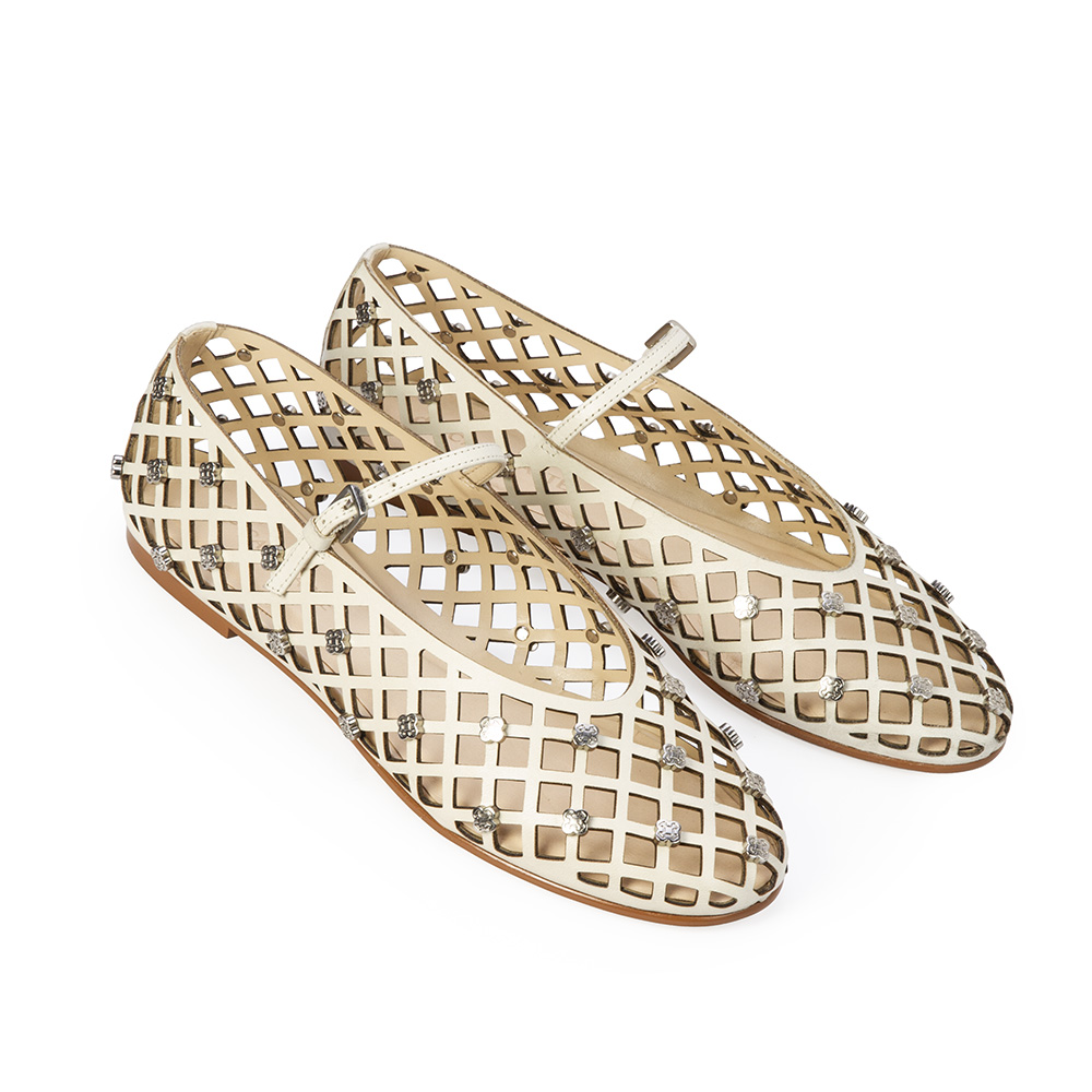 SAPATILHA BRANCA COURO VAZADO TIRA FIVELA image number 2