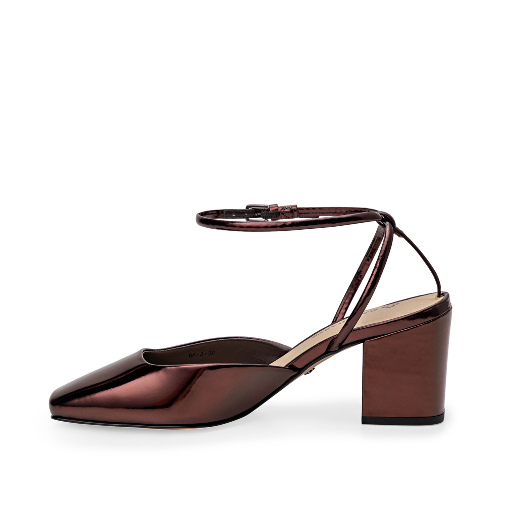 SCARPIN SALTO M&Eacute;DIO MARROM DE COURO image number 2