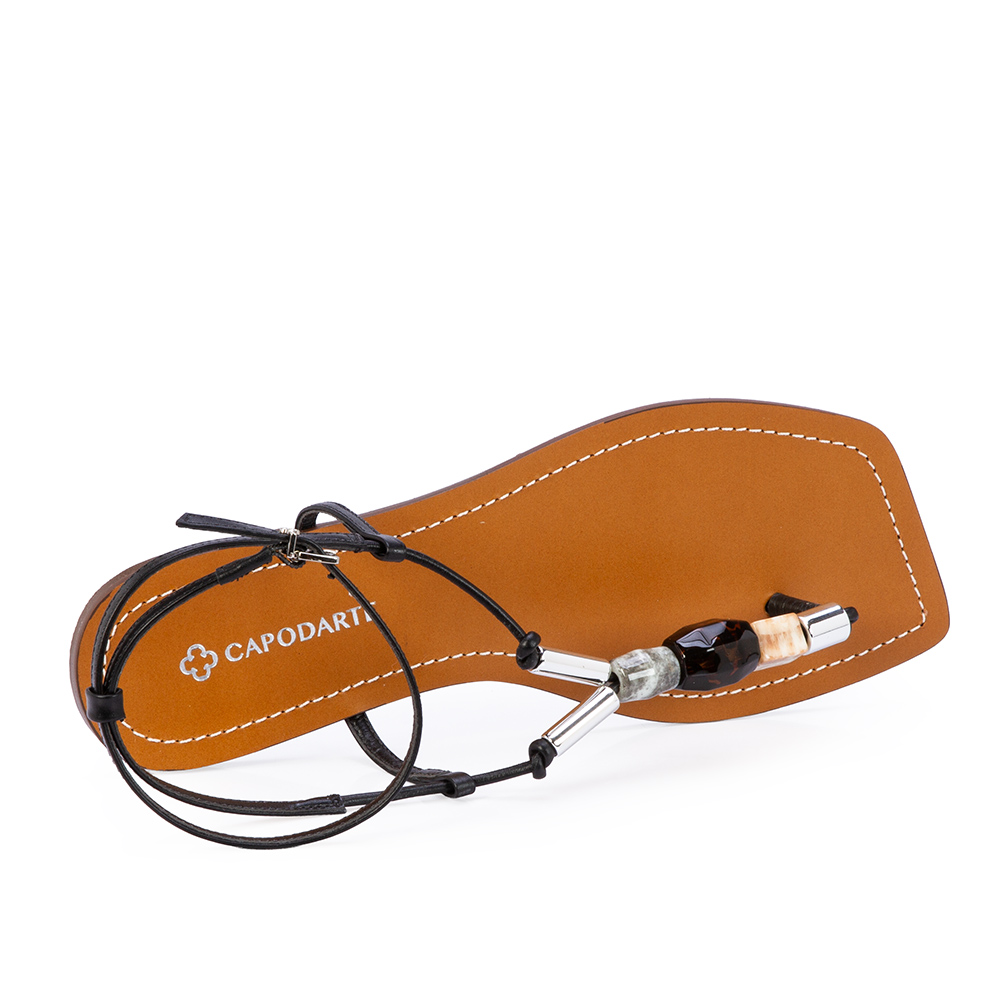 SAND&Aacute;LIA RASTEIRA PRETA DE COURO image number 4