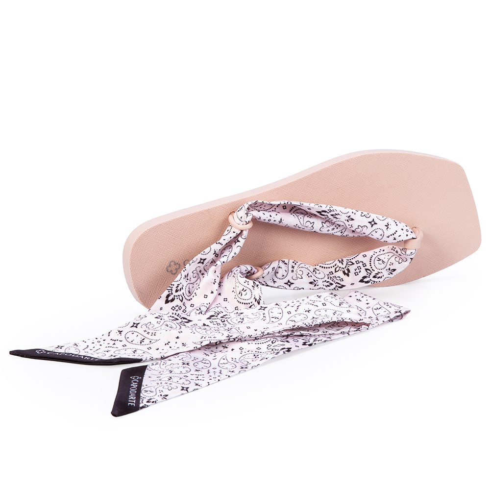 CHINELO DE DEDO LEN&Ccedil;O ESTAMPA PAISLEY ROSA image number 4