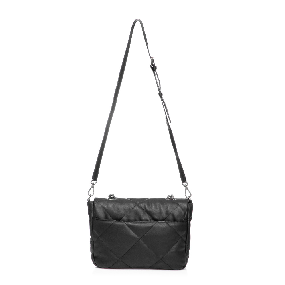 BOLSA PRETA COURO MATELASS&Ecirc; AL&Ccedil;A CORRENTE E TIRACOLO image number 2