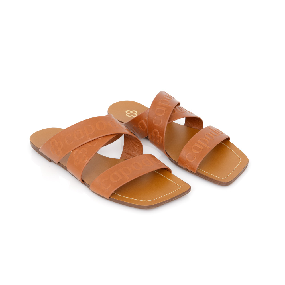 CHINELO RASTEIRA CARAMELO DE COURO BICO QUADRADO image number 1