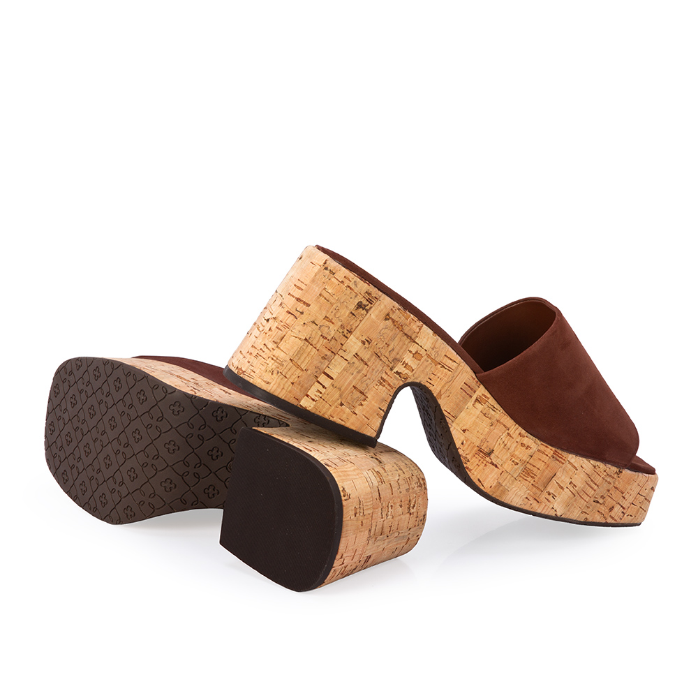 MULE MEIA PATA COURO NOBUCK MARROM &Eacute;BANO CORTI&Ccedil;A image number 3